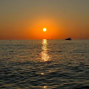 شقة فندقية Elegance Sea View In Orbi City *****